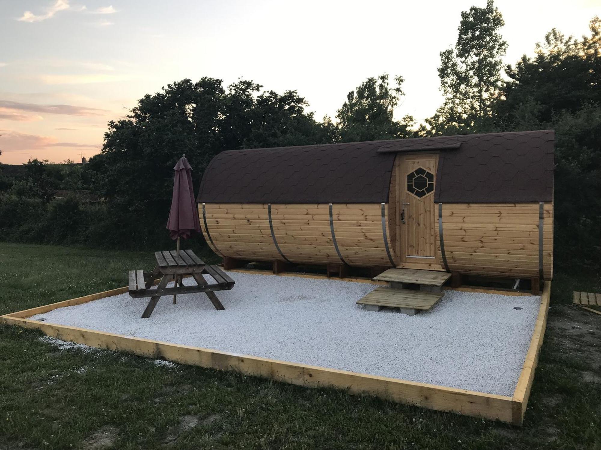 Le Tonneau Bourguignon Saint-Léger-sur-Dheune Exterior foto
